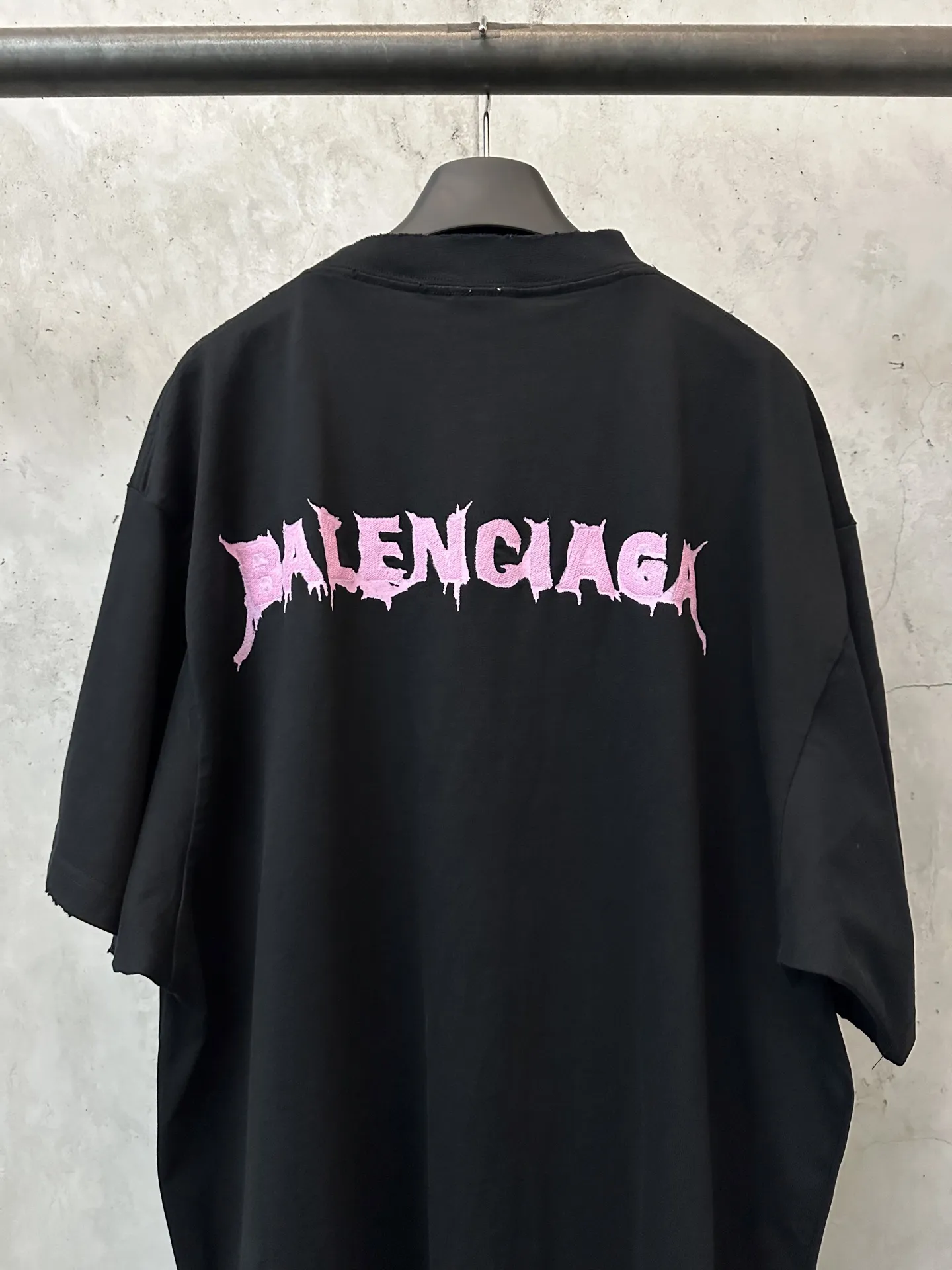 Logo Embroidery Oversized Cotton T-Shirt D22011909 — view 5
