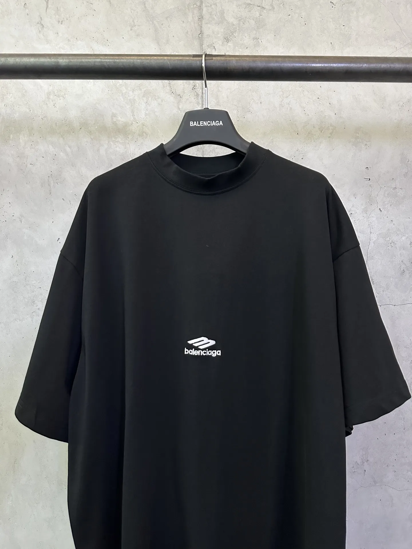 Logo Embroidered Oversized Cotton T-Shirt D22015286 — view 3
