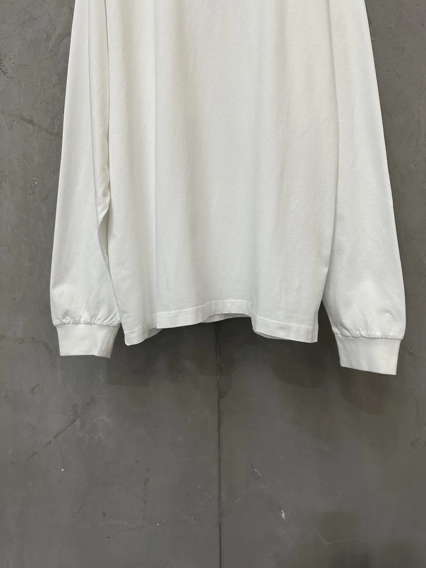 Anagram Logo Long-Sleeved T-Shirt D22022246 — view 4