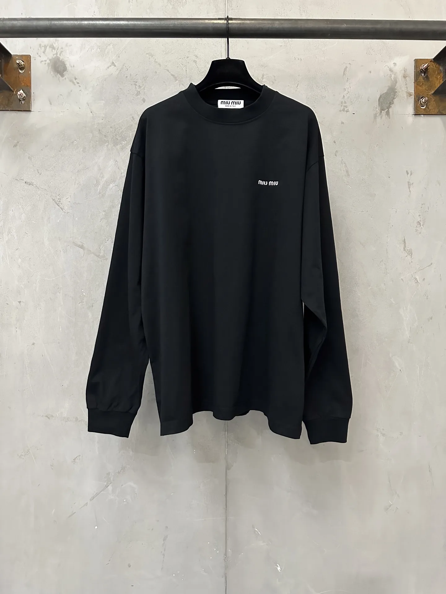 Logo-Embroidered Long-Sleeved T-Shirt D22020474