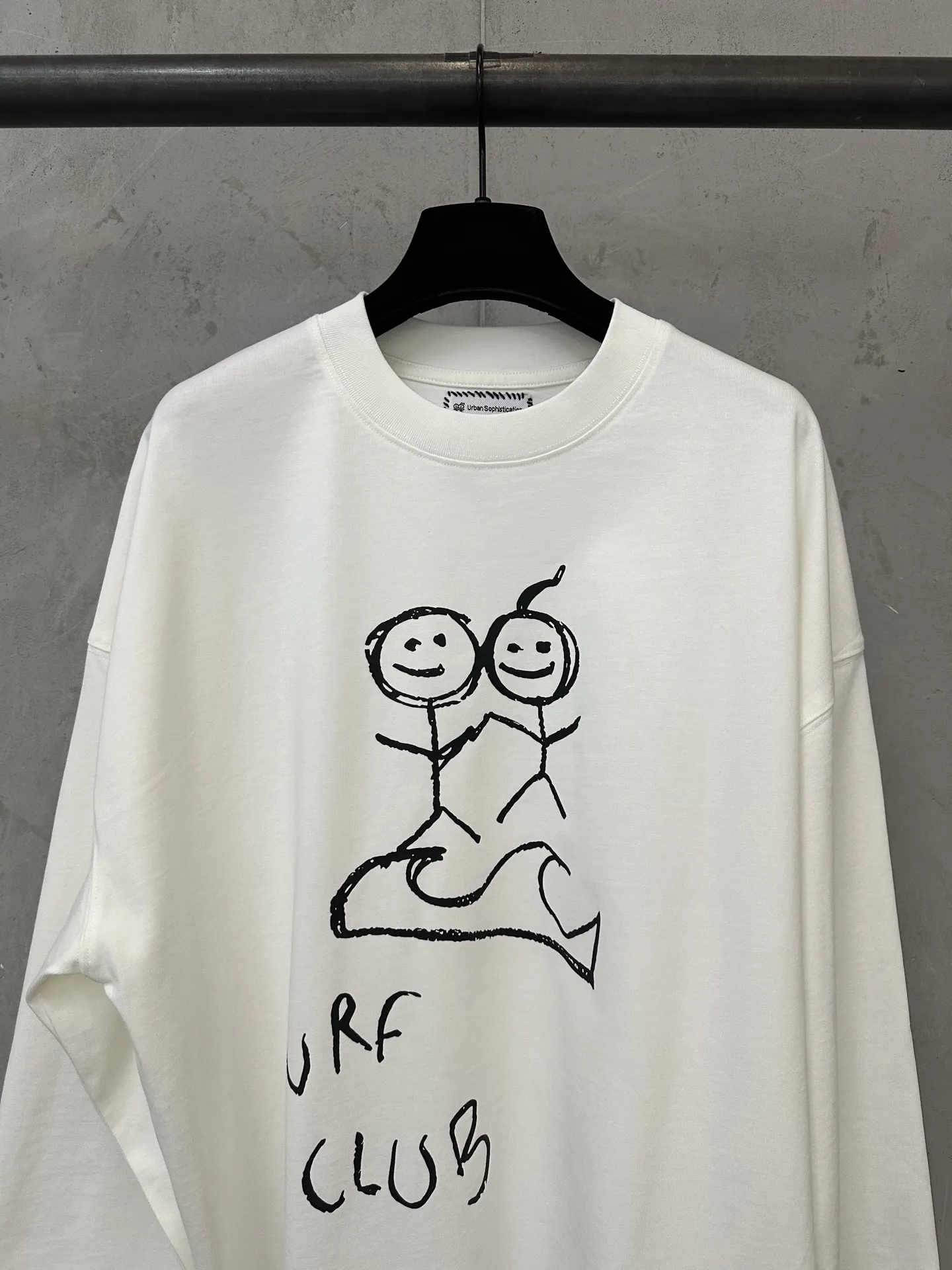 Surf Club Graphic Long-Sleeve T-Shirt D22020462 — view 3
