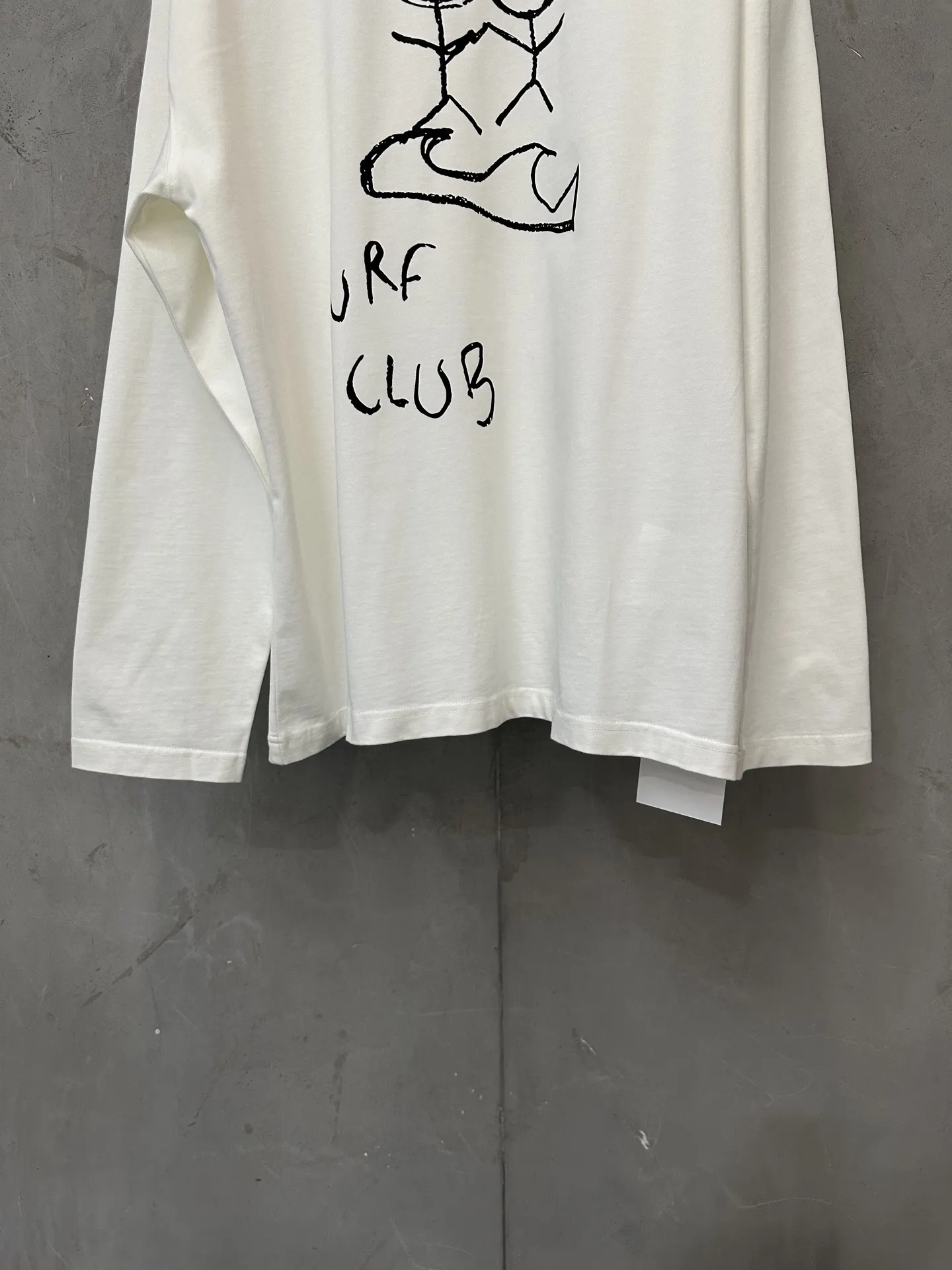 Surf Club Graphic Long-Sleeve T-Shirt D22020462 — view 4
