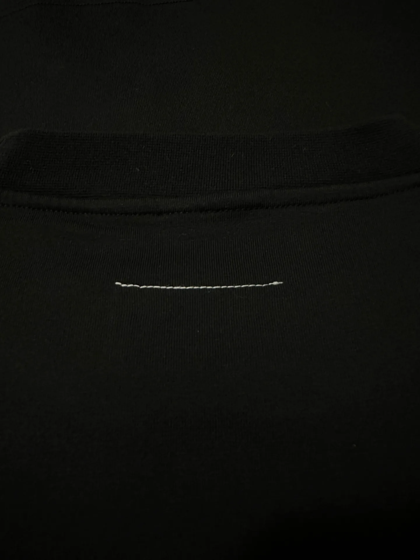 MM6 Maison Margiela Logo Label Long-Sleeve T-Shirt D22023078 — view 8