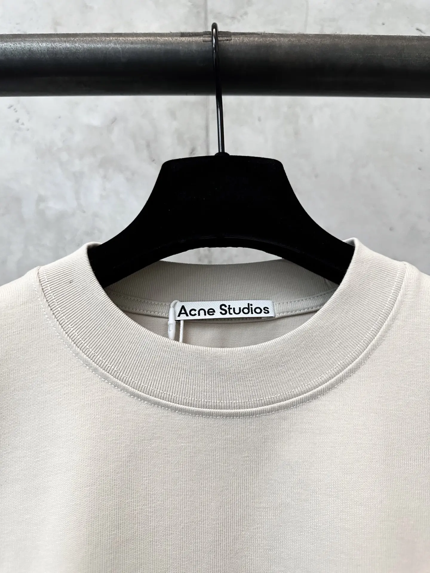 Logo Graphic Heavyweight Cotton T-Shirt D22011911 — view 7