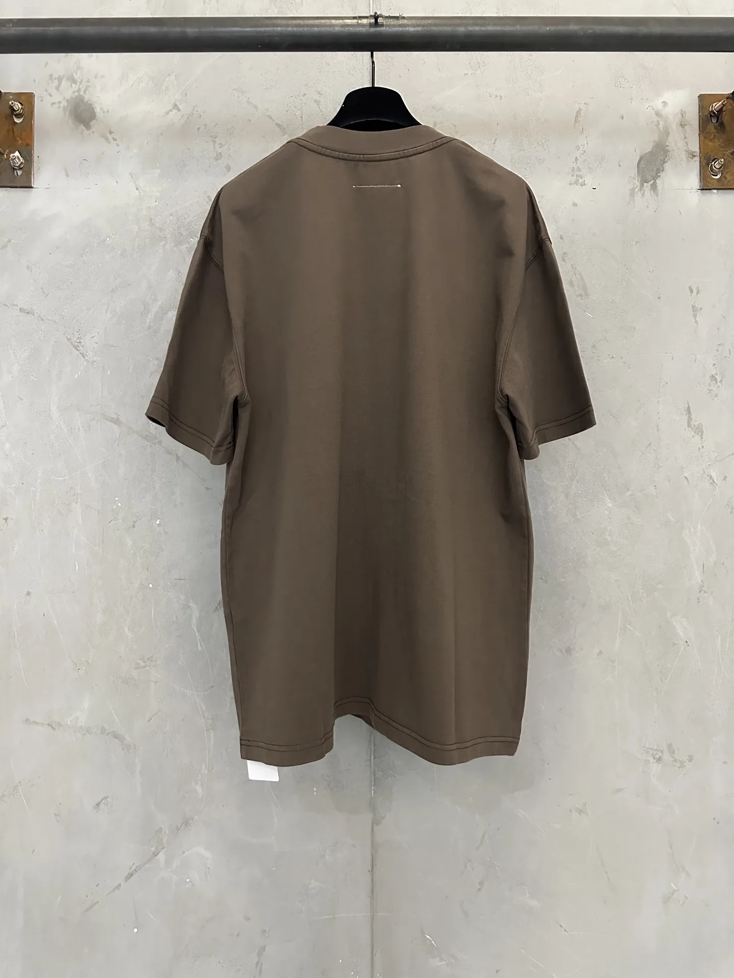 MM6 Numeric Label Heavyweight Cotton T-Shirt D22011887 — view 2