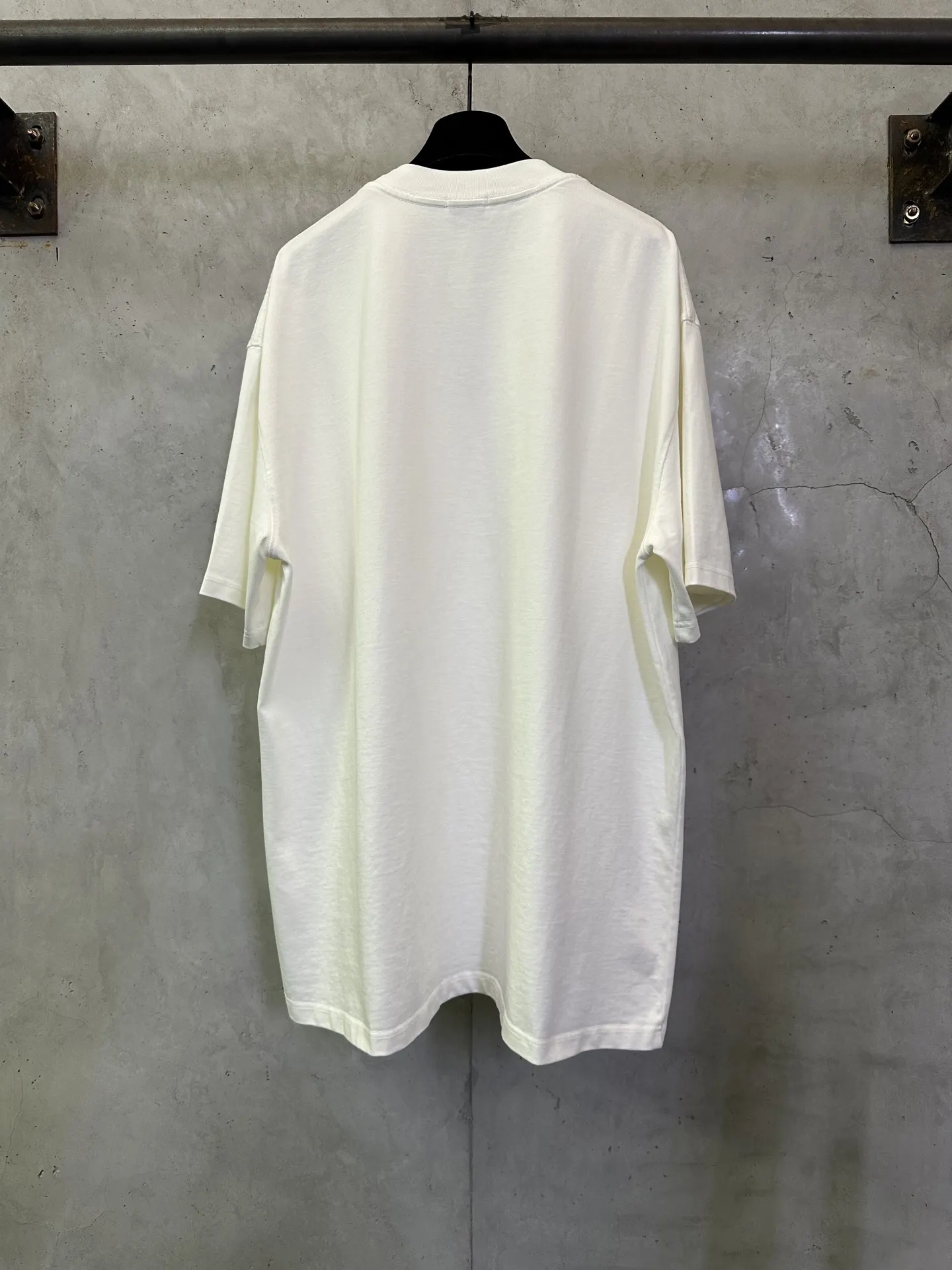 EKD Logo Heavyweight Cotton T-Shirt D22015327 — view 2