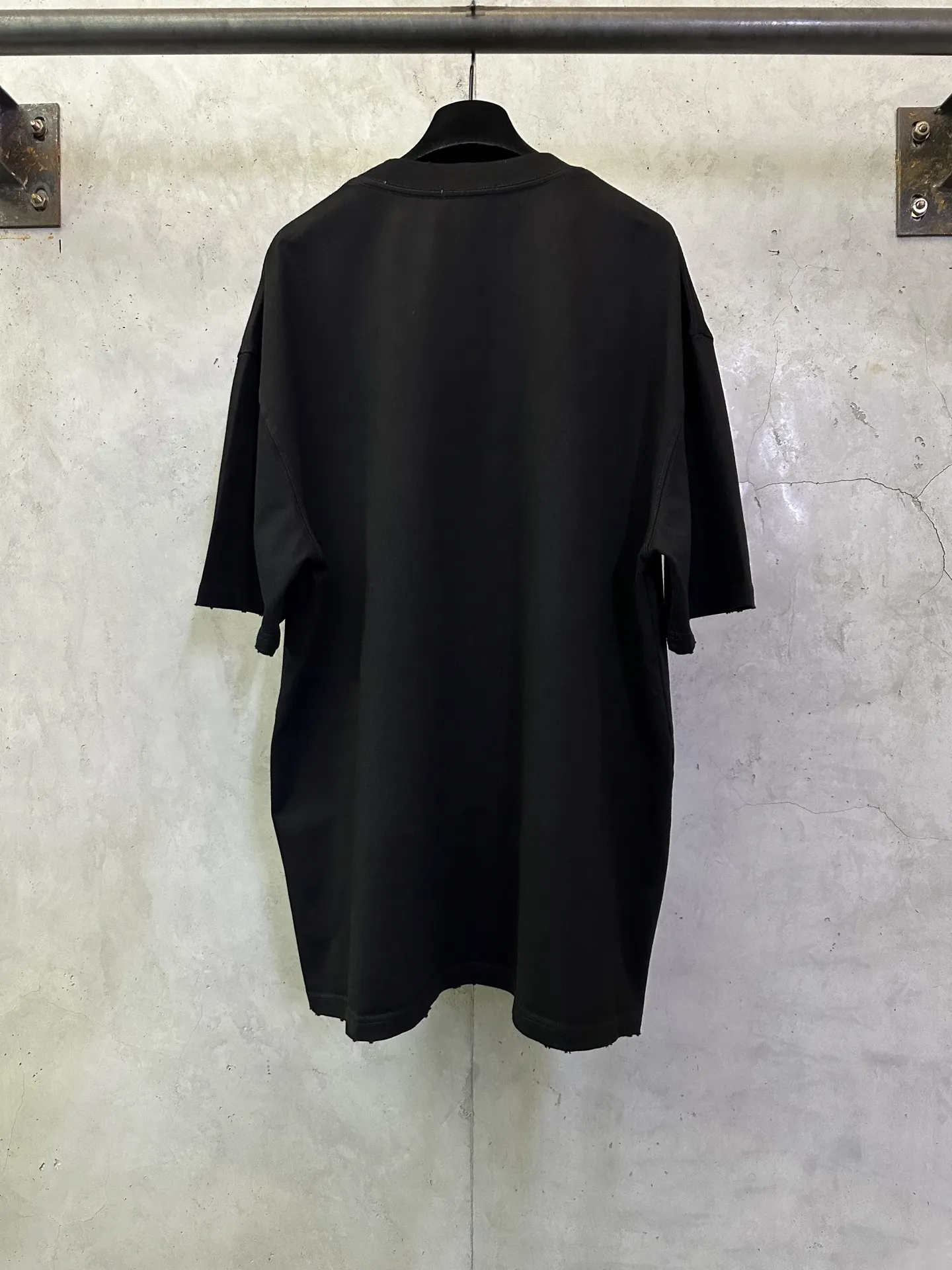 Logo-Print Heavyweight Cotton T-Shirt D22015289 — view 2