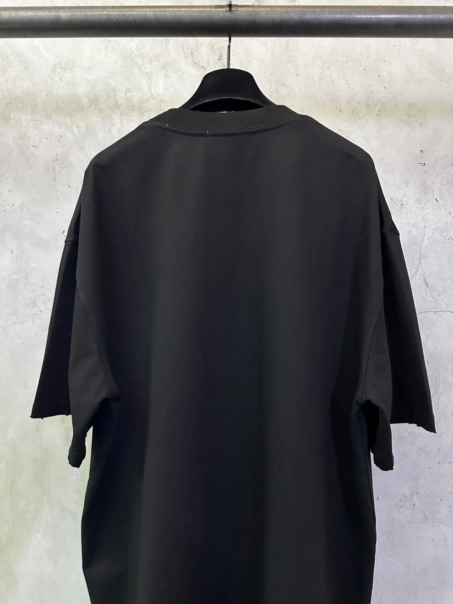 Logo-Print Heavyweight Cotton T-Shirt D22015289 — view 5