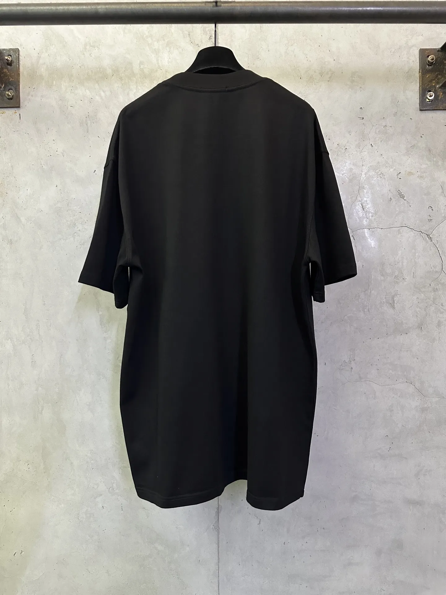 Carriage Logo Heavyweight Cotton T-Shirt D22012484 — view 2