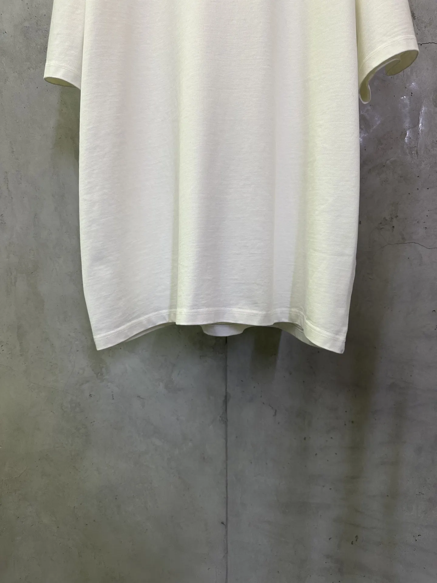 4G Logo Heavyweight Cotton T-Shirt D22015299 — view 4