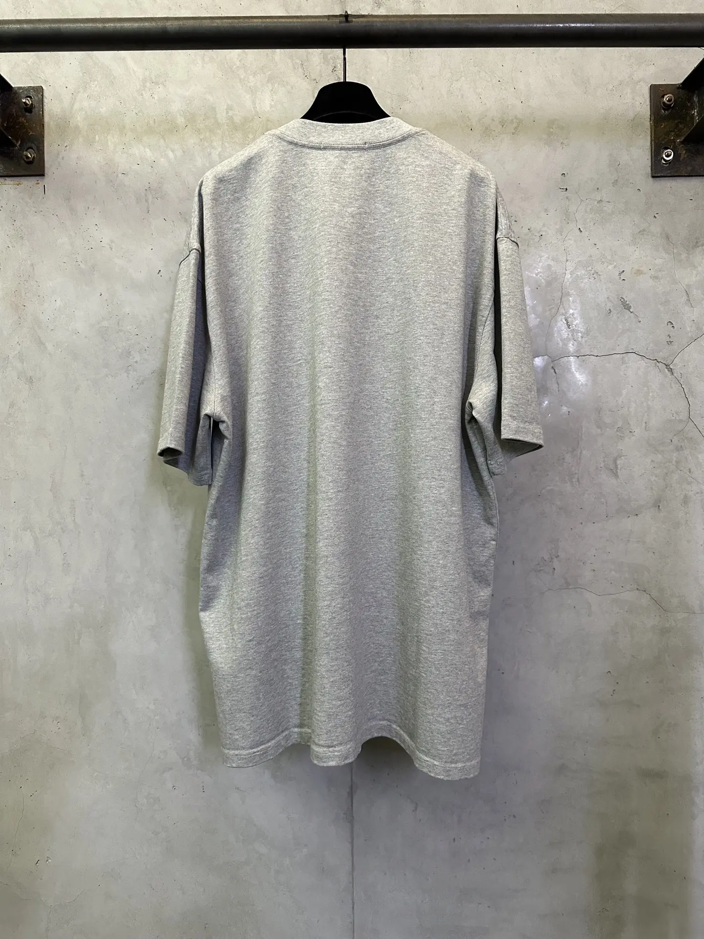 1854 Iris Graphic Heavyweight T-Shirt D22012336 — view 2