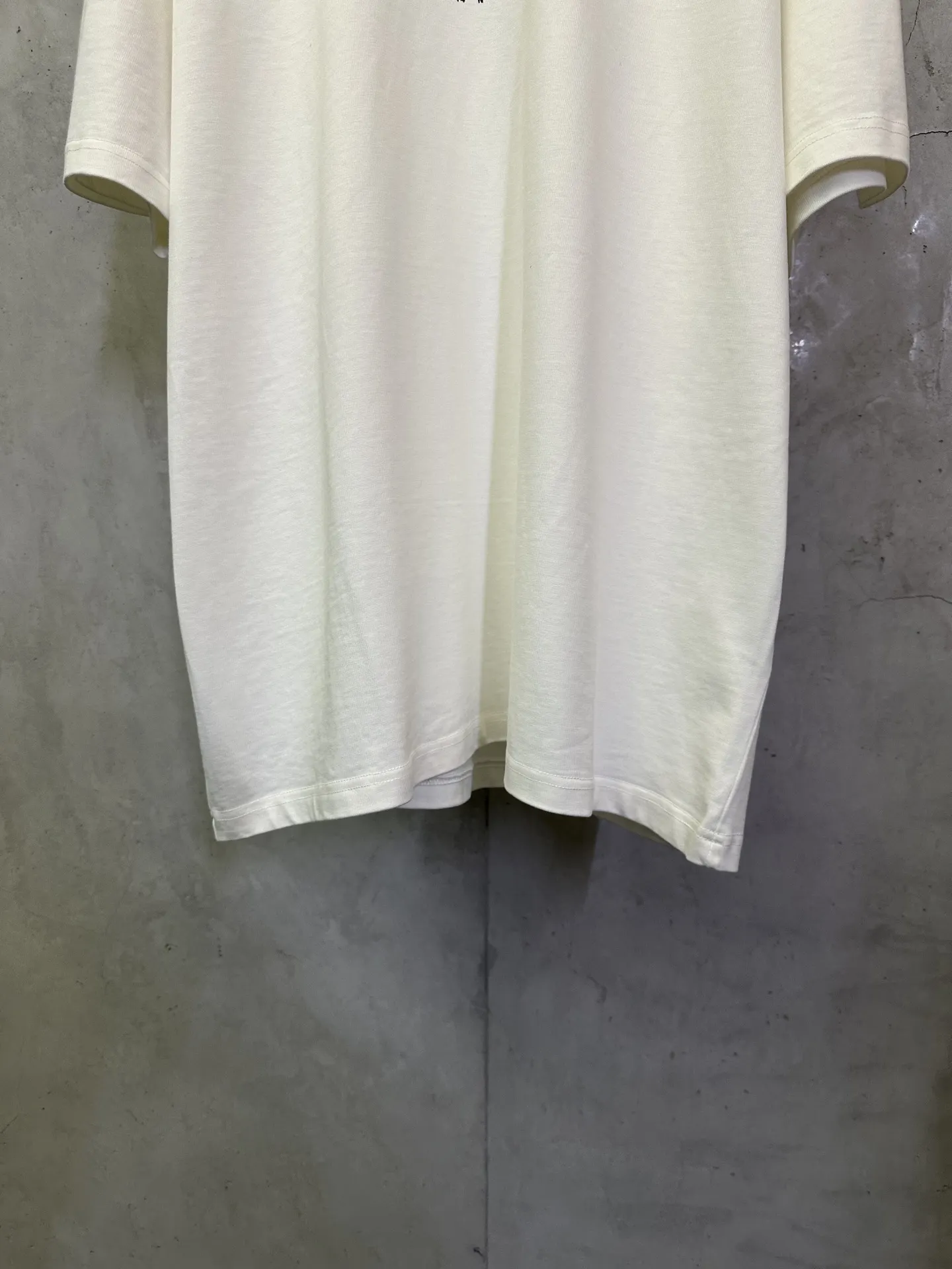 Stone Island Compass Logo Heavyweight Cotton T-Shirt D22012338 — view 4