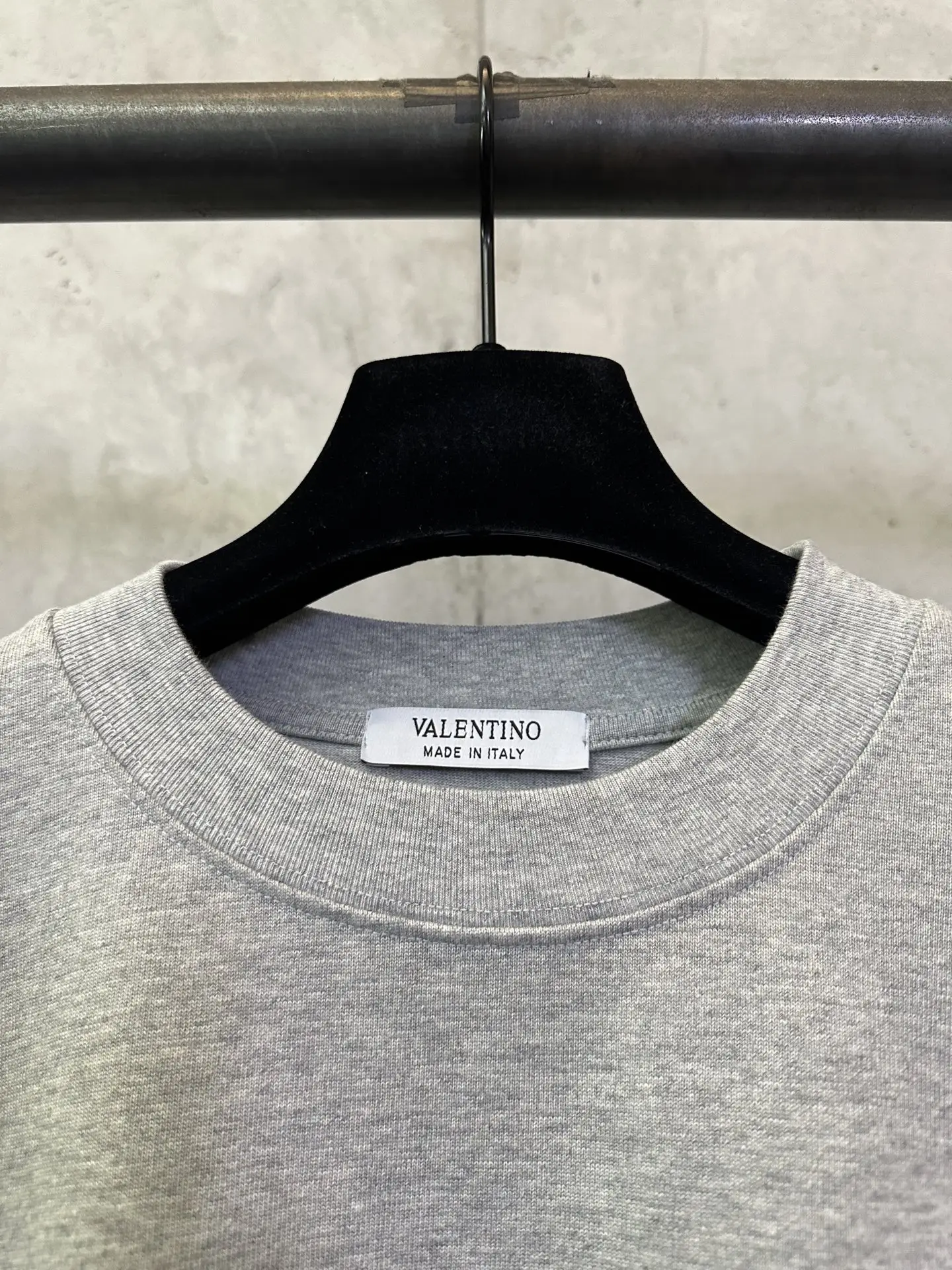 VLTN Logo Print Heavyweight Cotton T-Shirt D22012506 — view 7