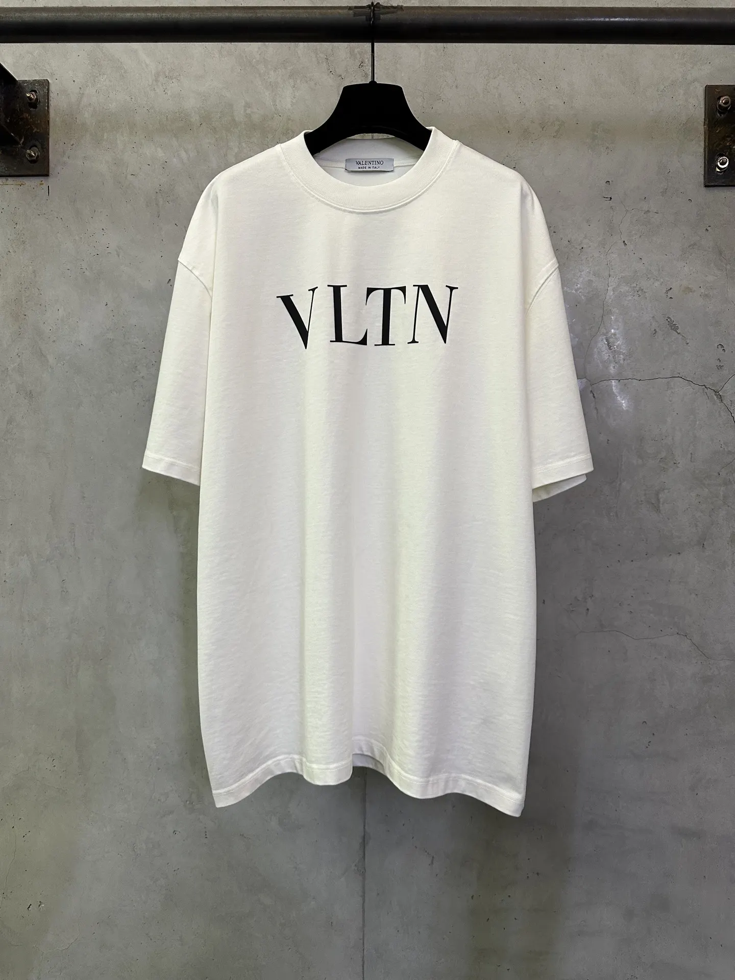 VLTN Logo Print Heavyweight Cotton T-Shirt D22012507
