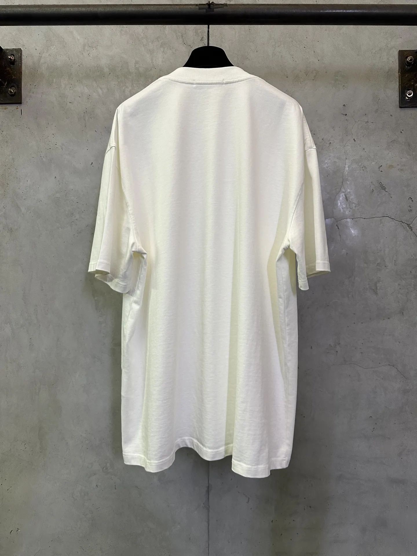 VLTN Logo Print Heavyweight Cotton T-Shirt D22012507 — view 2