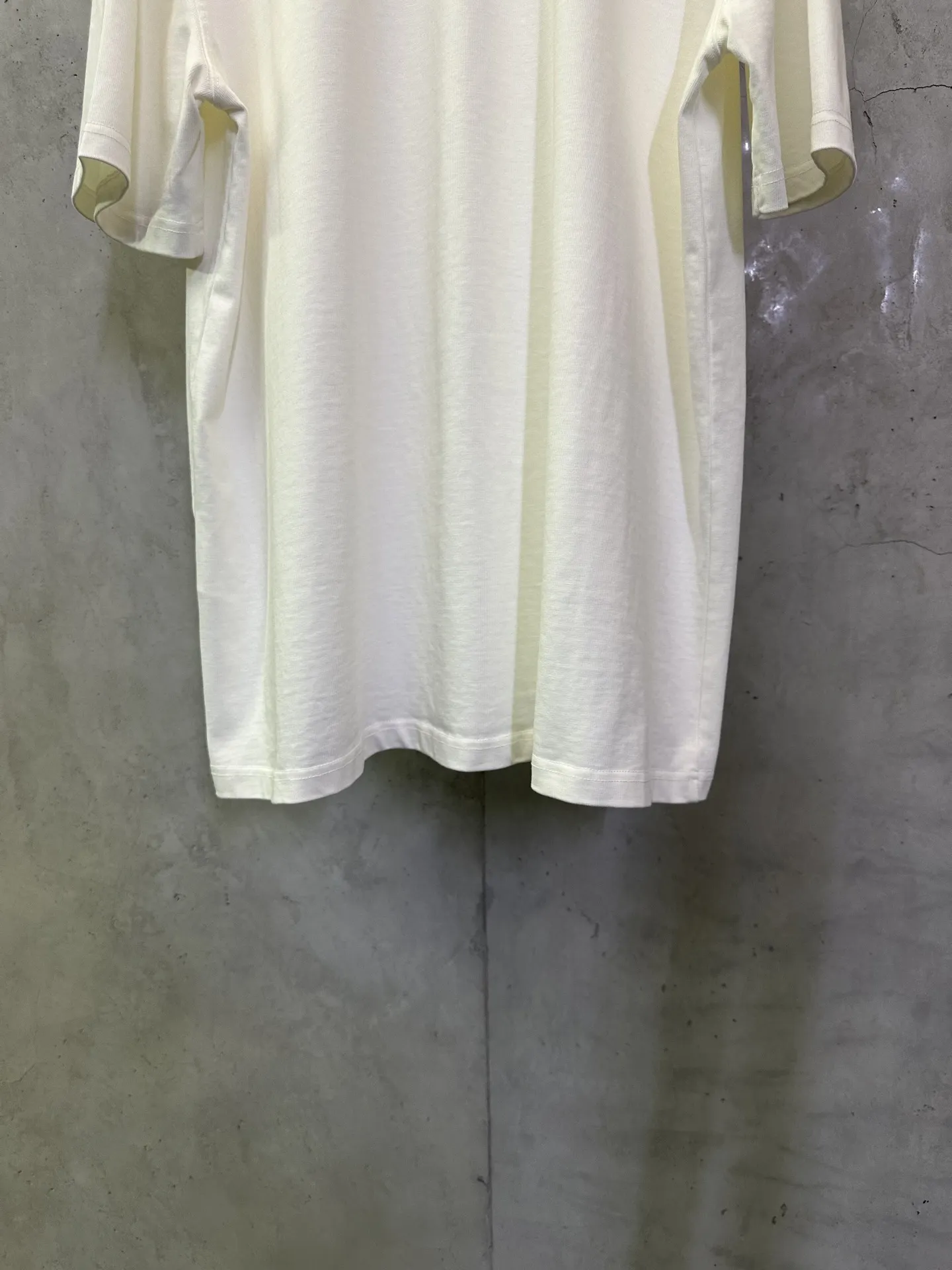 VLTN Logo Print Heavyweight Cotton T-Shirt D22012507 — view 6