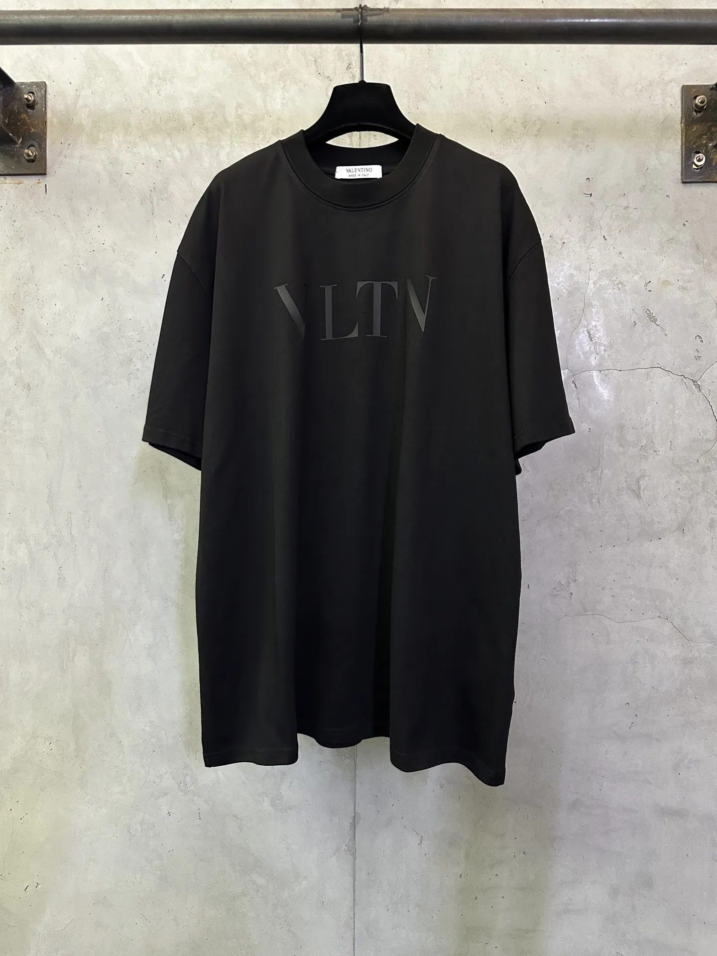 VLTN Logo Print Heavyweight Cotton T-Shirt D22012509