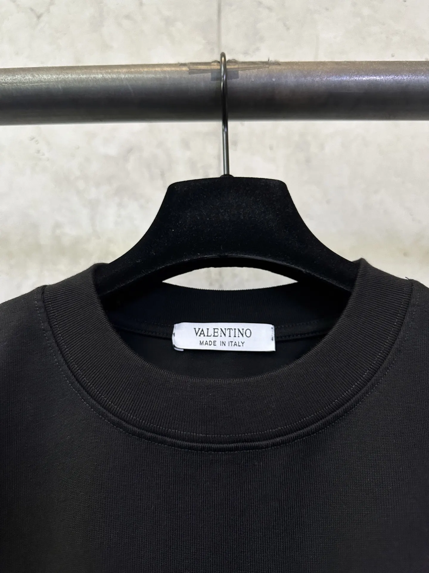 VLTN Logo Print Heavyweight Cotton T-Shirt D22012508 — view 7
