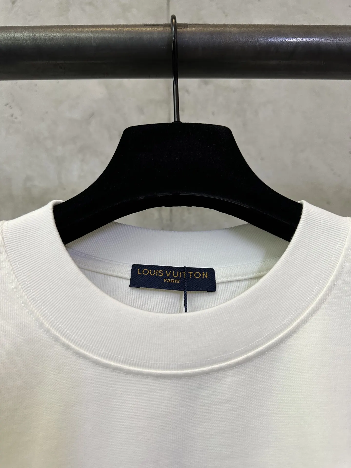 Logo Print Heavyweight Cotton T-Shirt D22012409 — view 7