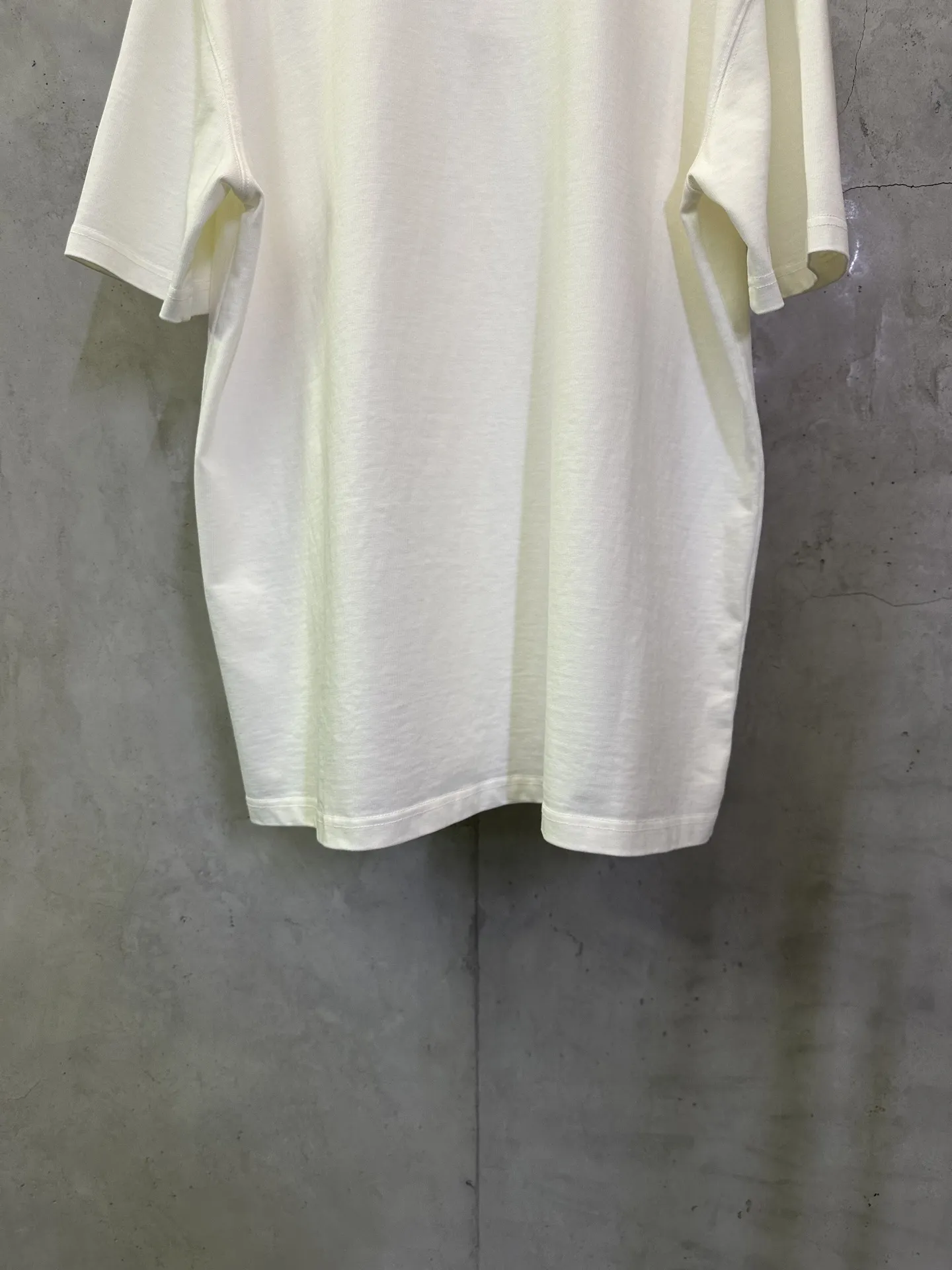 Instinct Surréaliste Graphic Print T-Shirt D22015305 — view 6