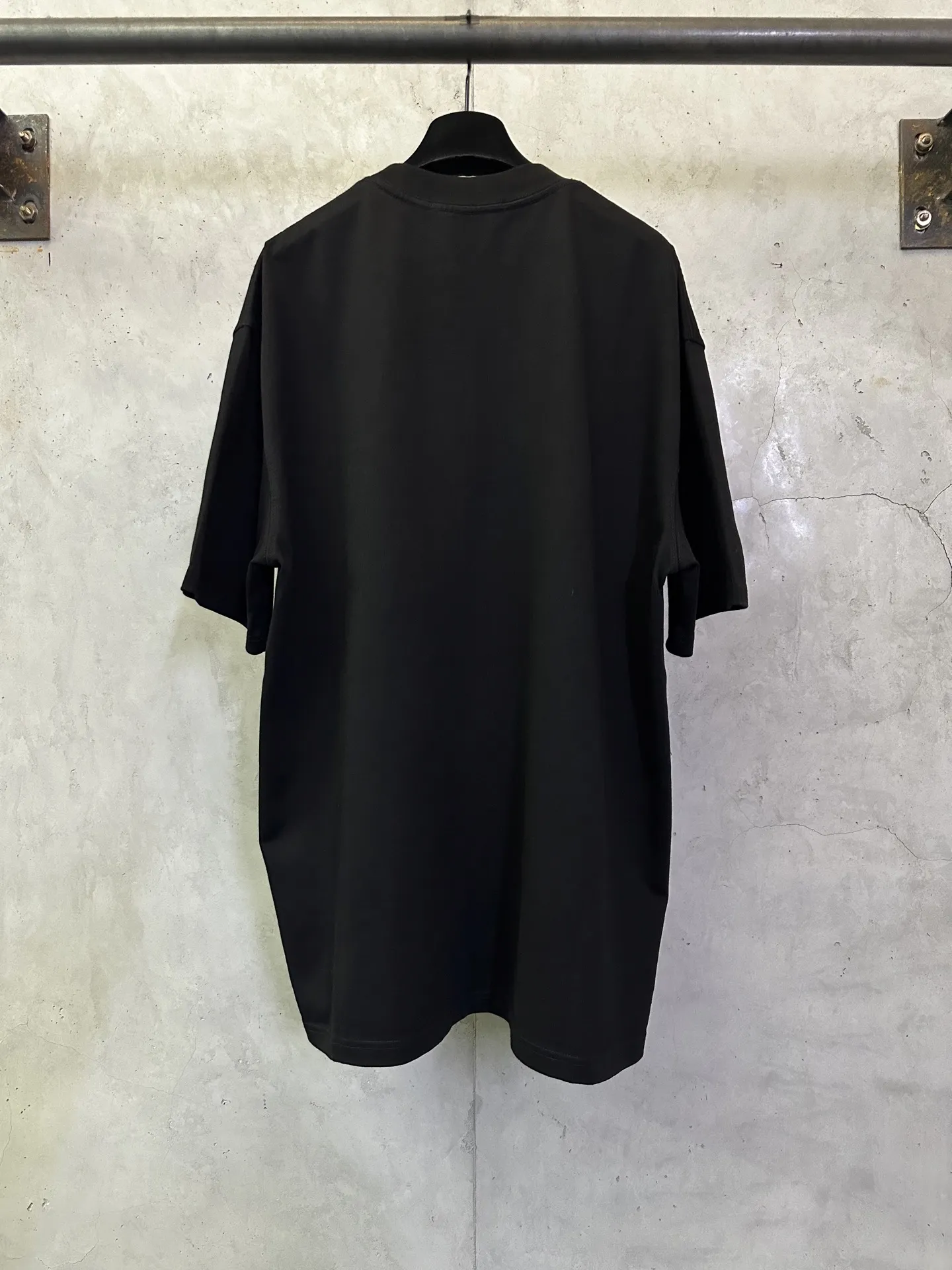 Givenchy Eyes Graphic Print Heavyweight T-Shirt D22012438 — view 2