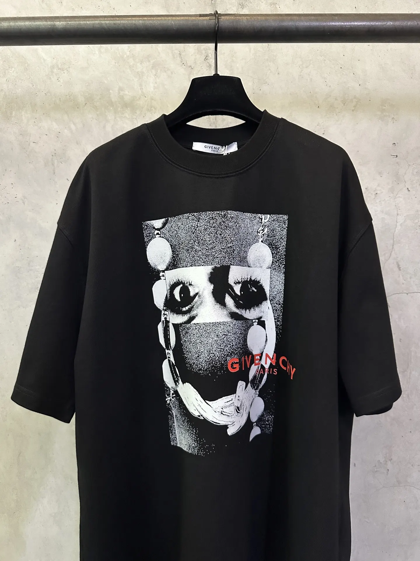 Givenchy Eyes Graphic Print Heavyweight T-Shirt D22012438 — view 3