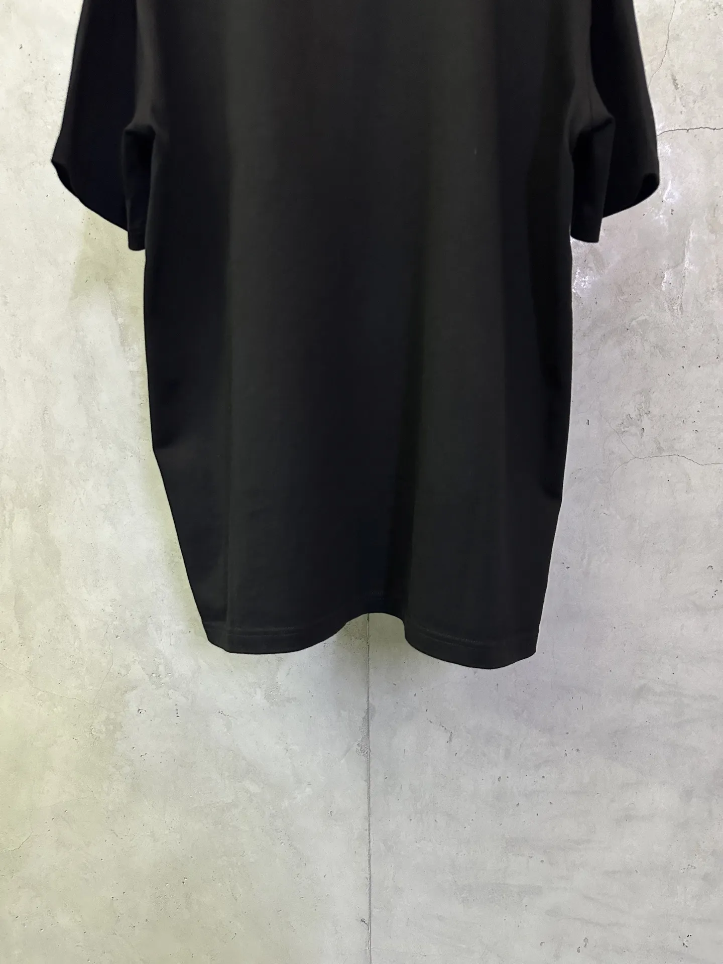 Givenchy Eyes Graphic Print Heavyweight T-Shirt D22012438 — view 6