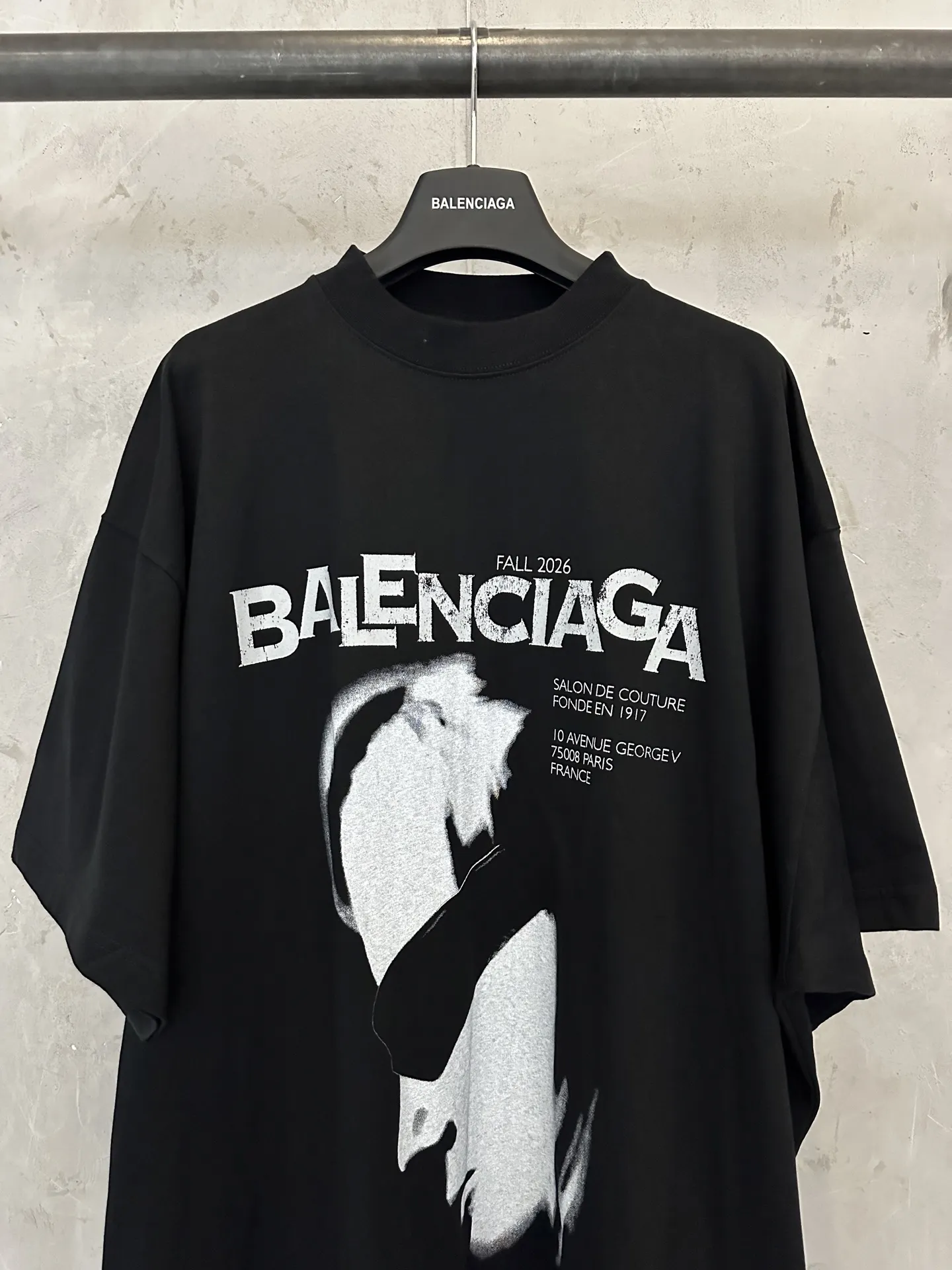 Portrait Graphic Oversized T-Shirt D22511899 — view 3
