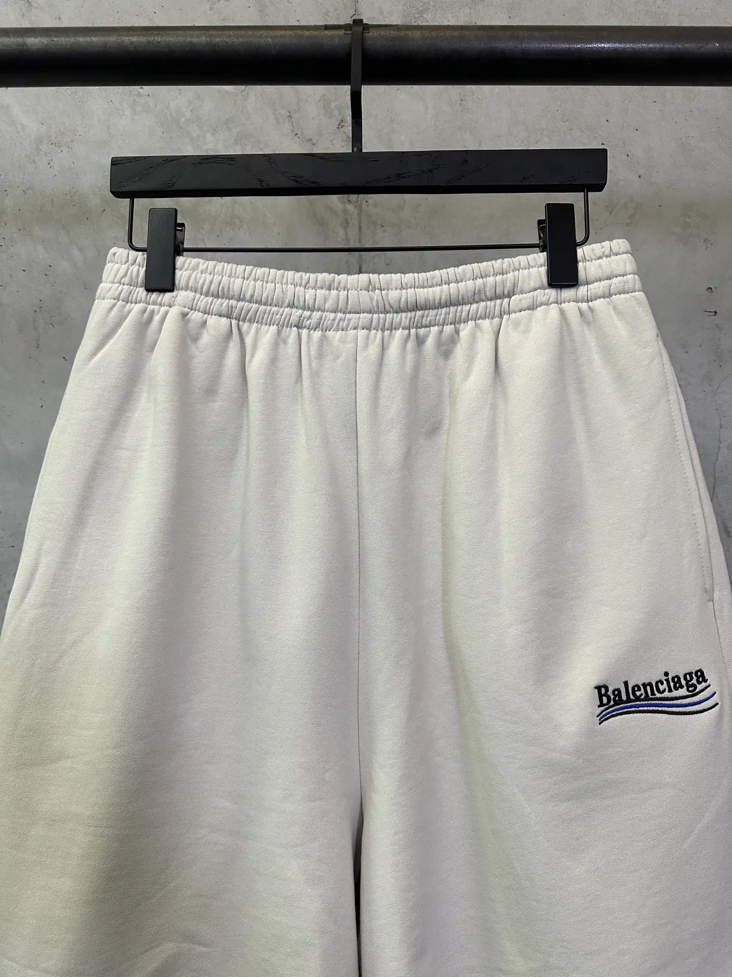 Logo-Embroidered Cotton-Jersey Shorts D22512447 — view 3