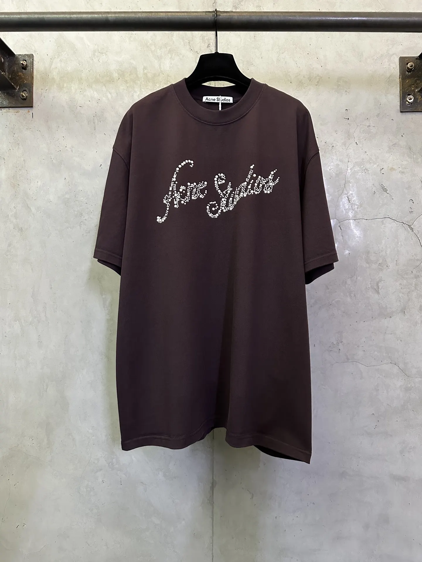 Embellished Logo Heavyweight Cotton T-Shirt D22512373