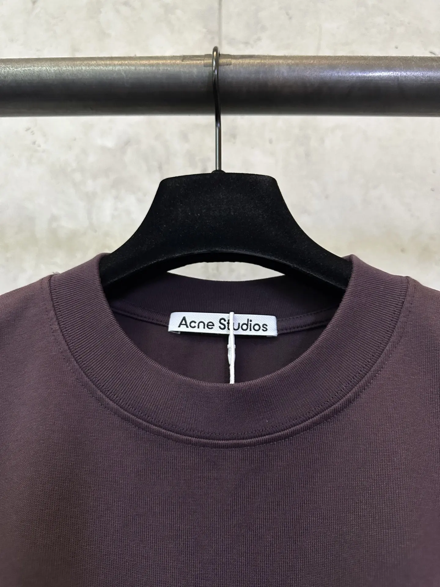 Embellished Logo Heavyweight Cotton T-Shirt D22512373 — view 7