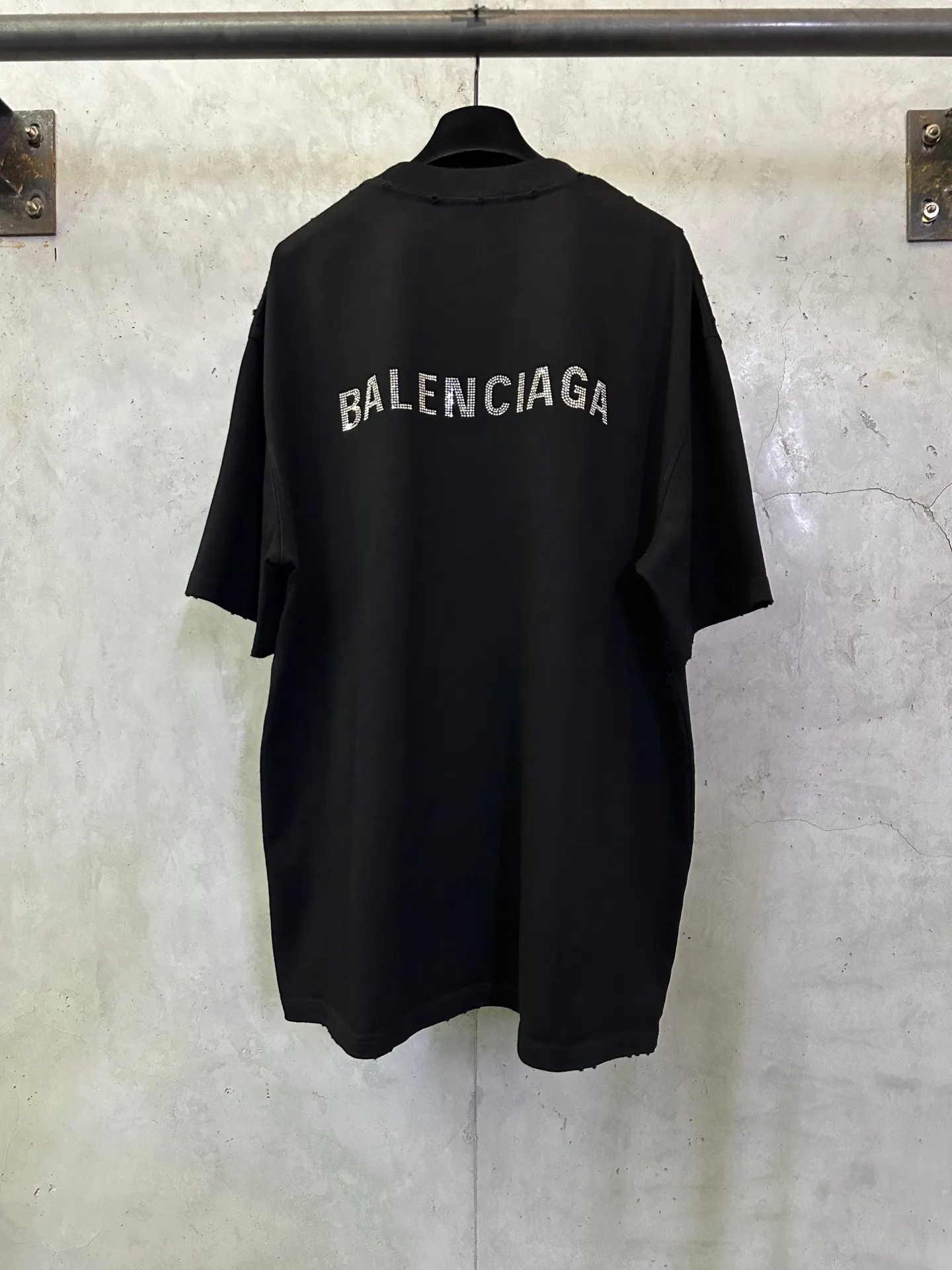 Rhinestone Logo Heavyweight Cotton T-Shirt D22515300 — view 2
