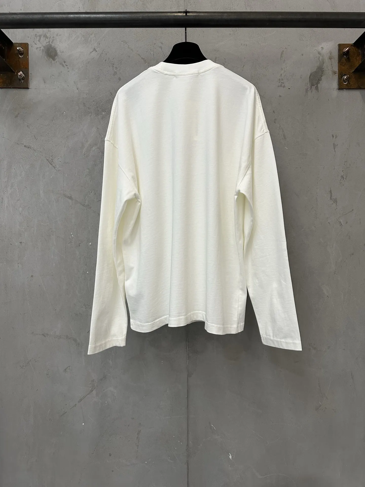 Logo Print Long-Sleeve Cotton T-Shirt D23023134 — view 2