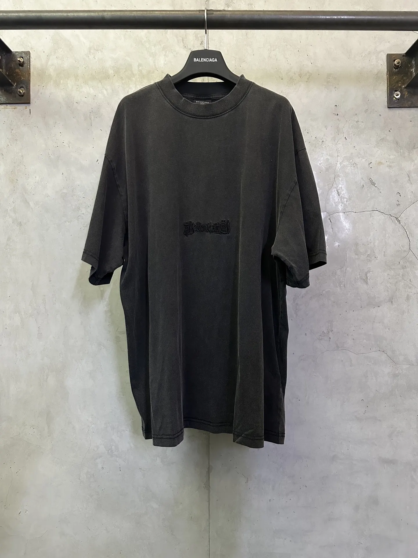 Logo Embroidery Washed Cotton T-Shirt D23012350