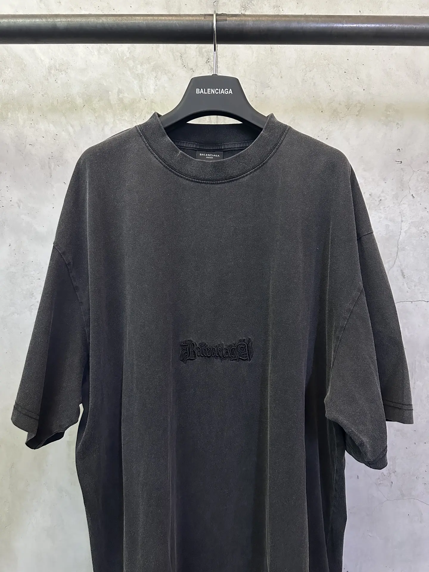 Logo Embroidery Washed Cotton T-Shirt D23012350 — view 3