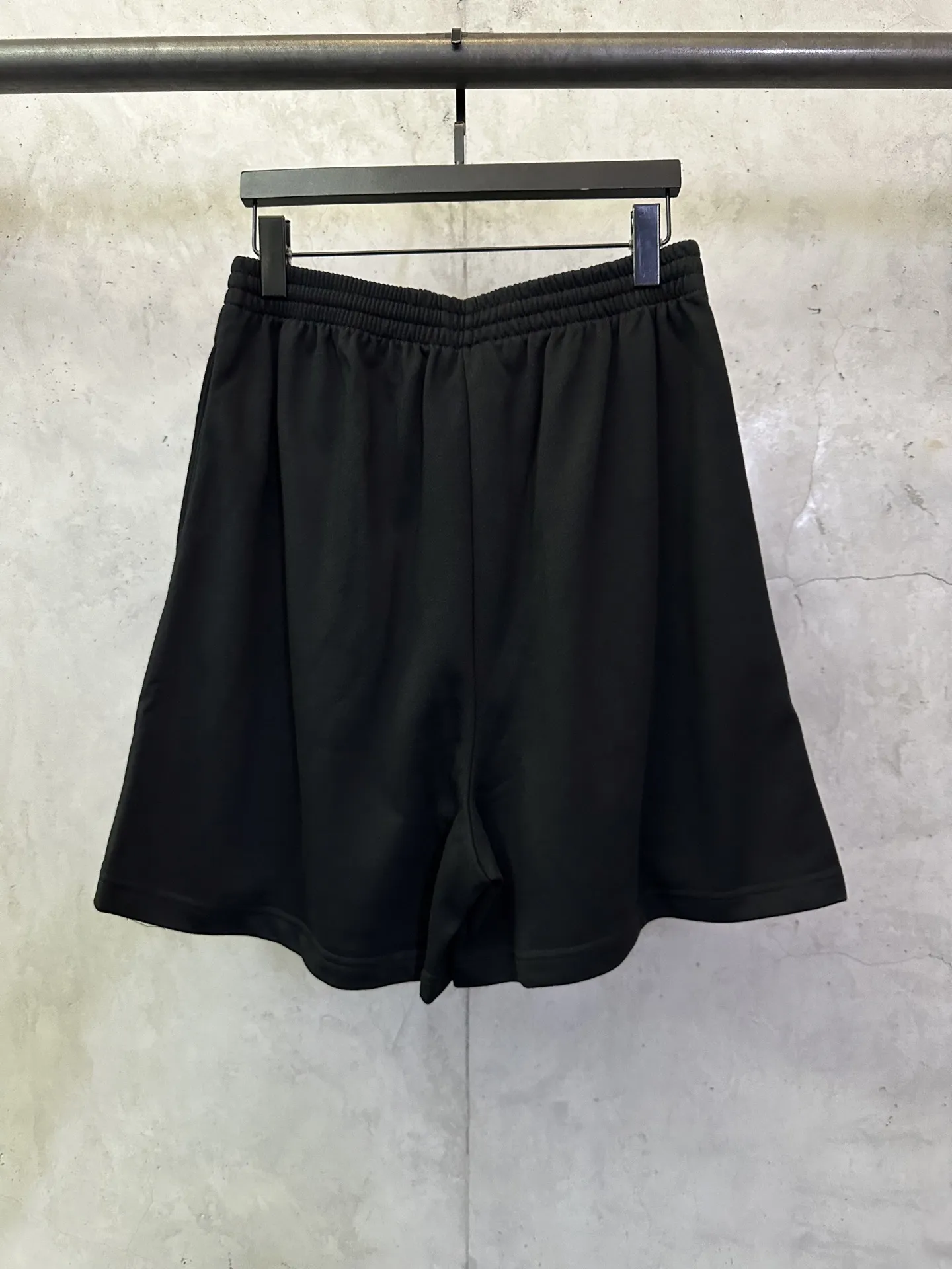 Logo Embroidered Cotton-Jersey Shorts D23012428 — view 2
