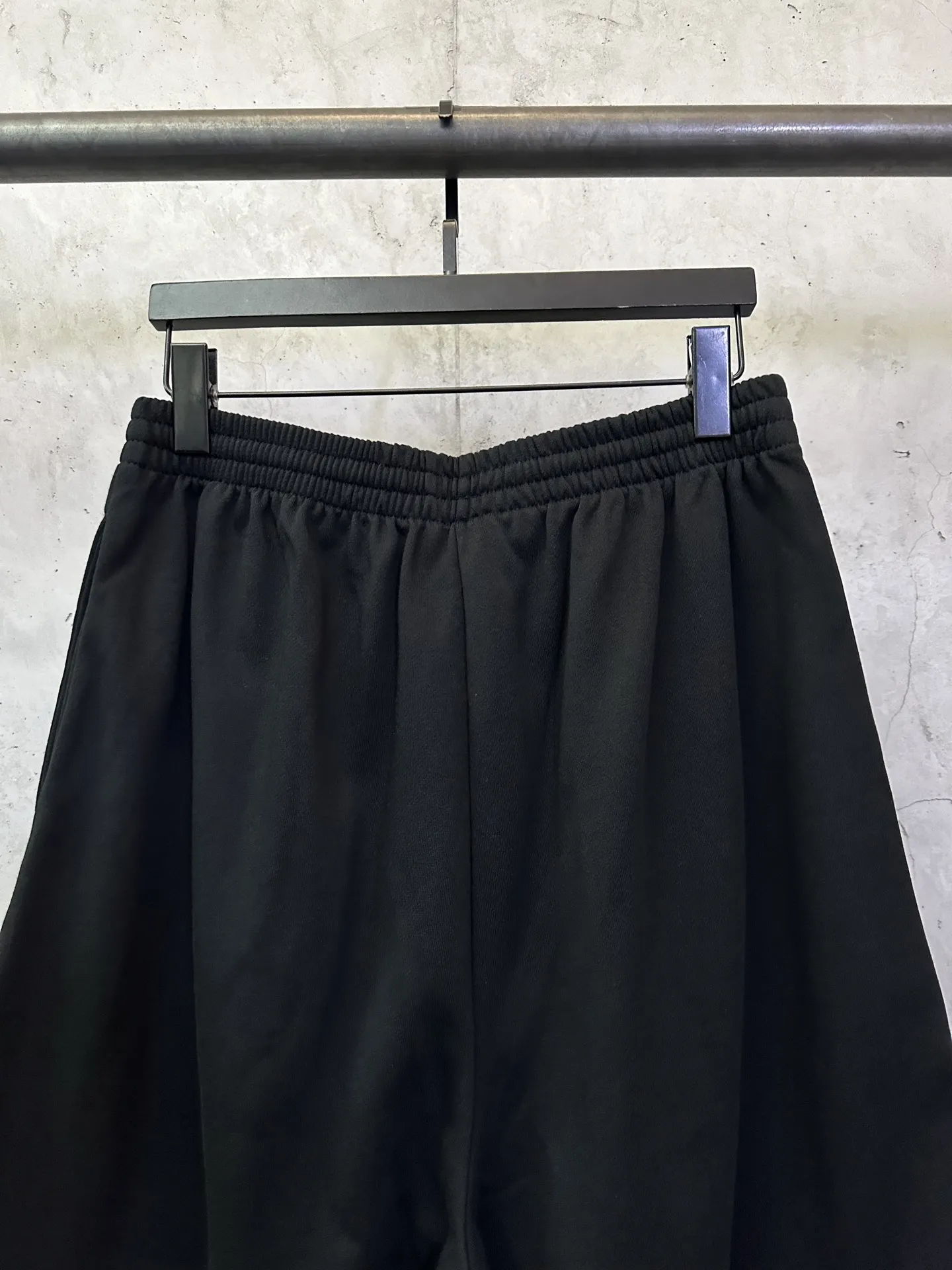 Logo Embroidered Cotton-Jersey Shorts D23012428 — view 5