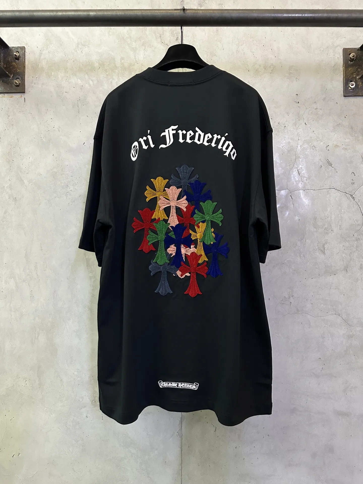Cross Embroidery Heavyweight Cotton T-Shirt D23012426 — view 2