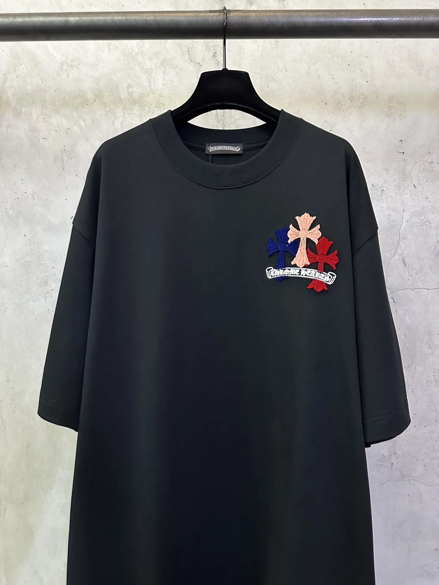 Cross Embroidery Heavyweight Cotton T-Shirt D23012426 — view 3
