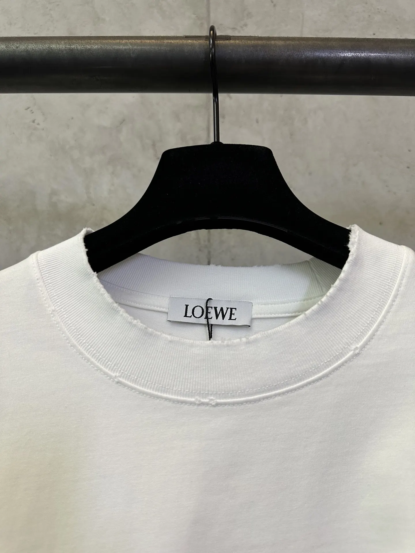 Anagram and Animal Embroidered Cotton T-Shirt D23012424 — view 7