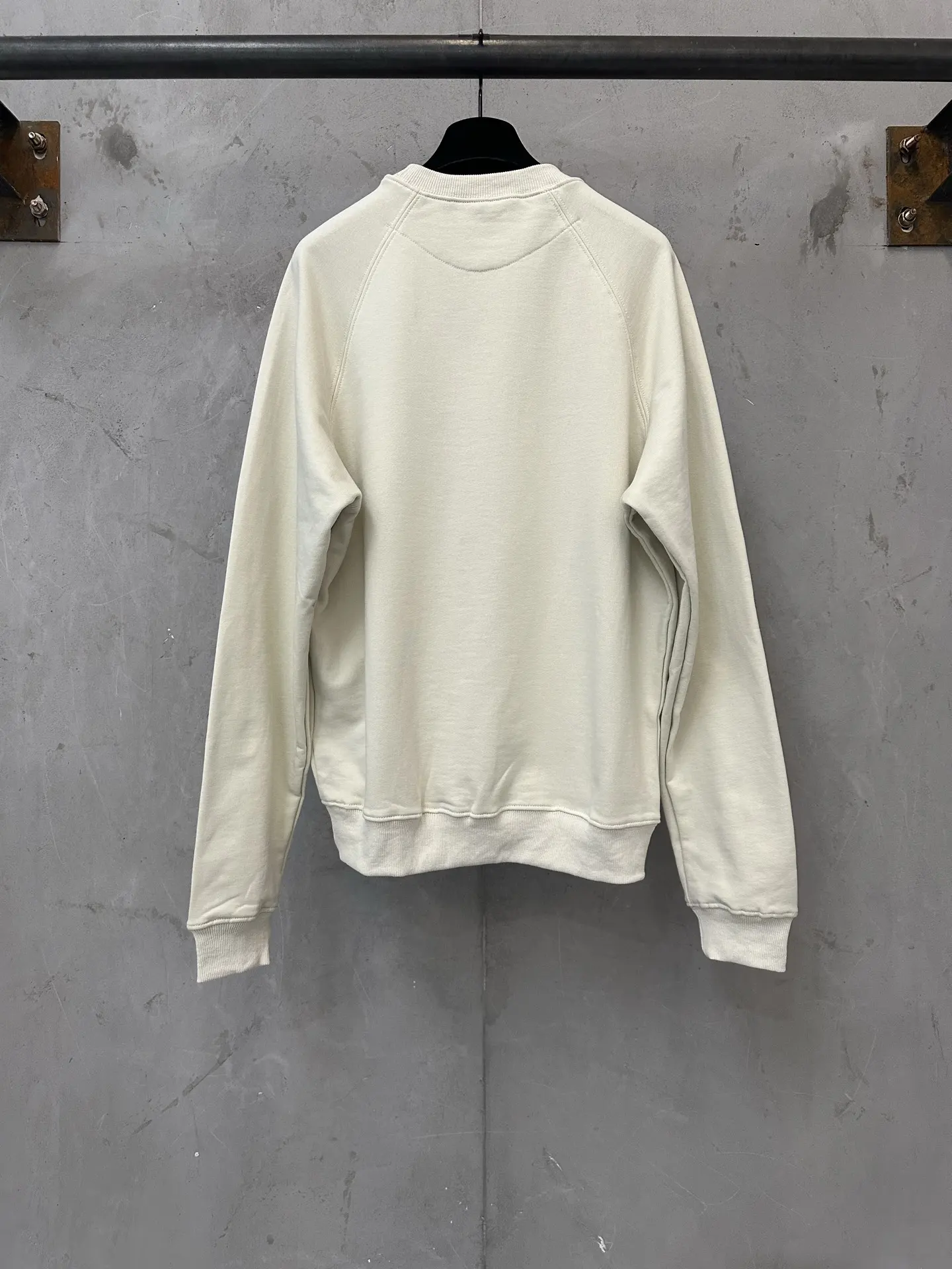 Logo-Patch Loopback Cotton Sweatshirt D23023731 — view 2