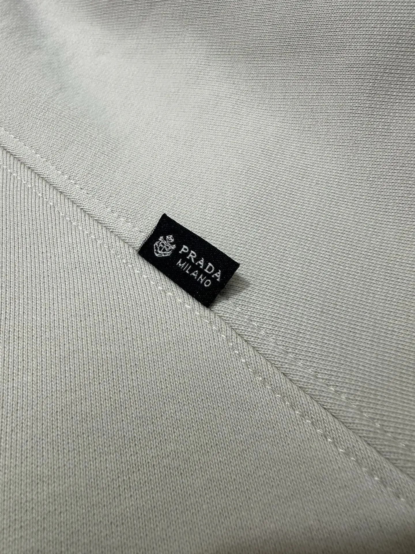 Logo-Patch Loopback Cotton Sweatshirt D23023731 — view 8