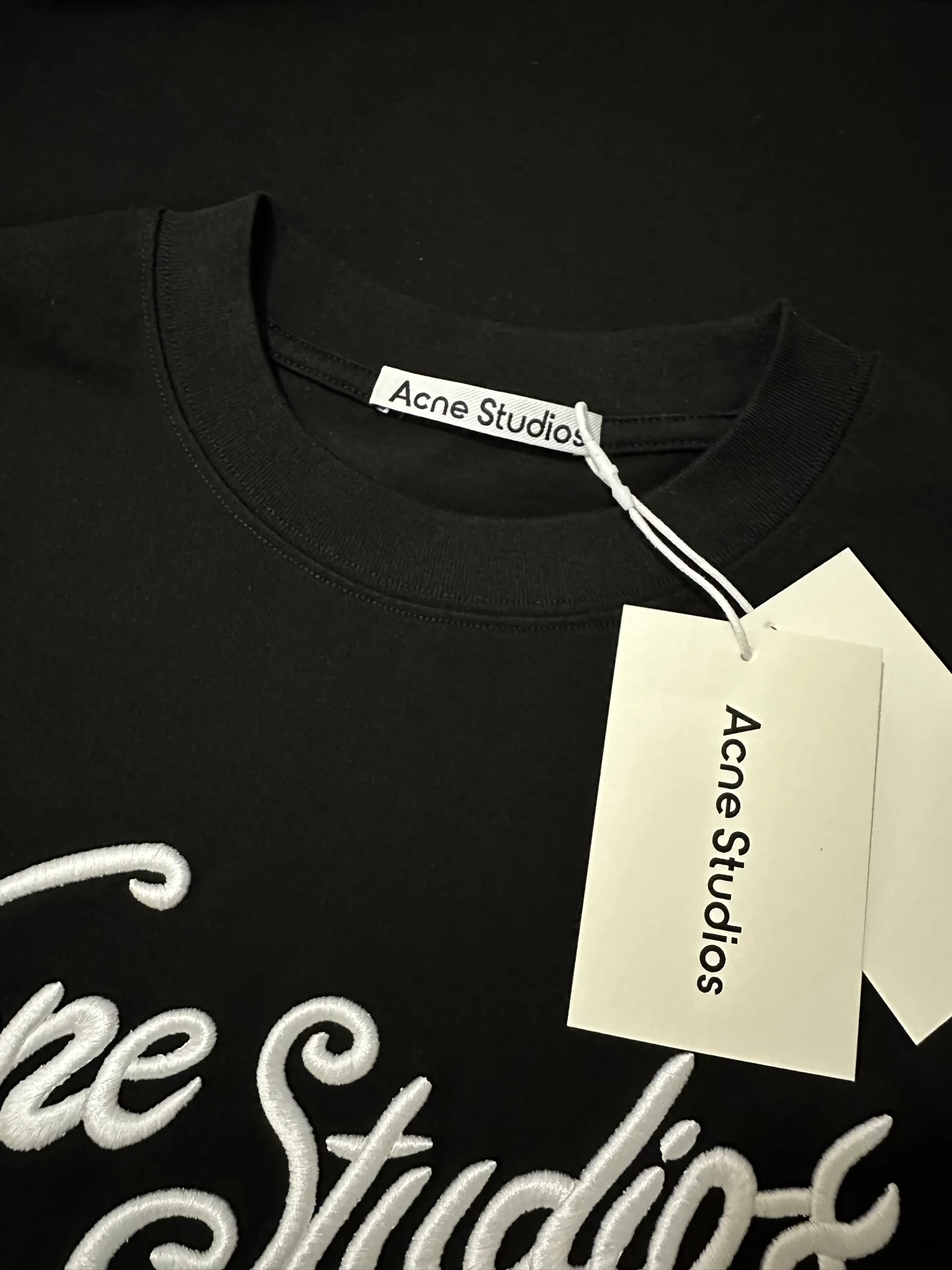 Oversized Embroidered Logo Long-Sleeve T-Shirt D23023126 — view 6