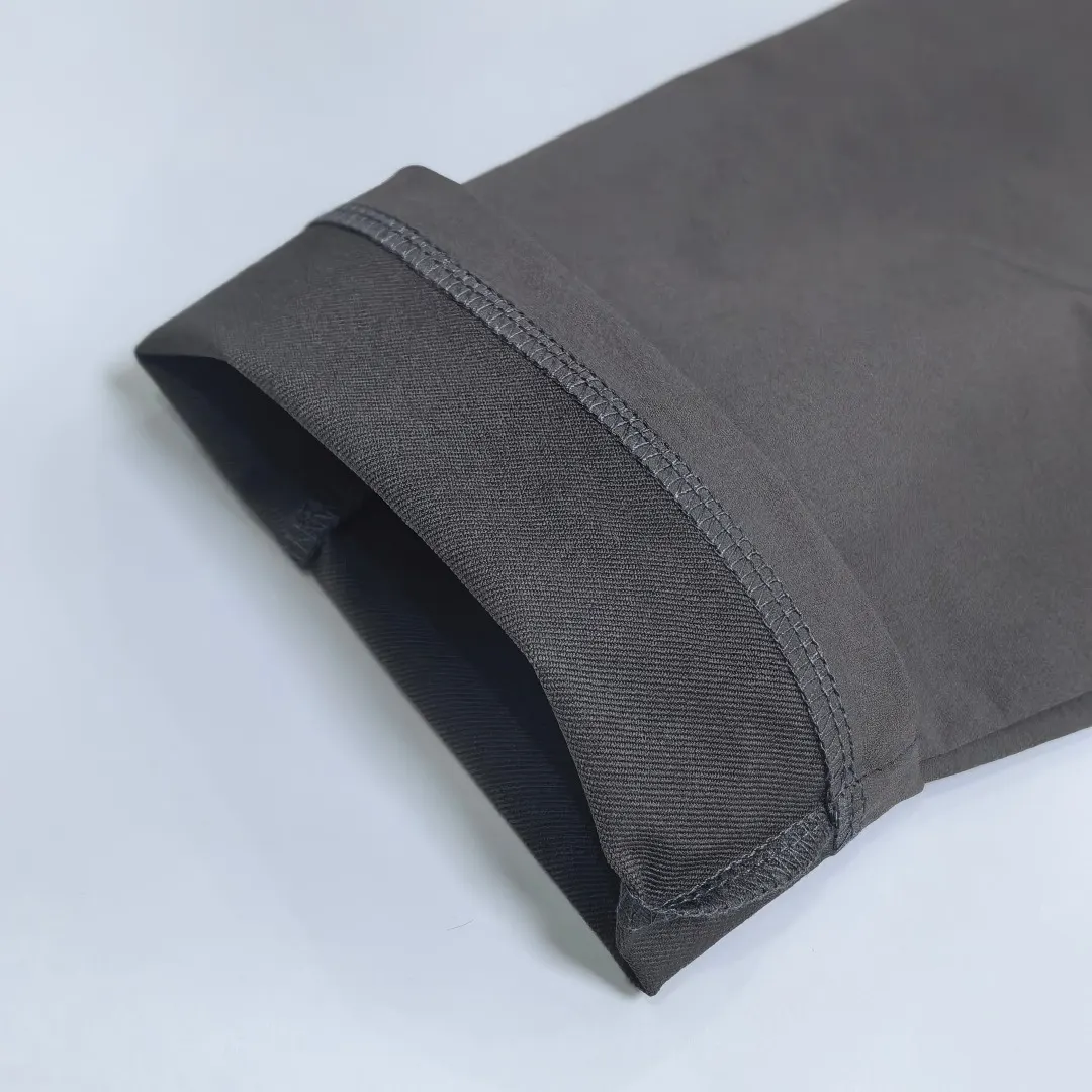 Descente CARAT Moisture-Wicking Training Trousers D23018976 — view 6