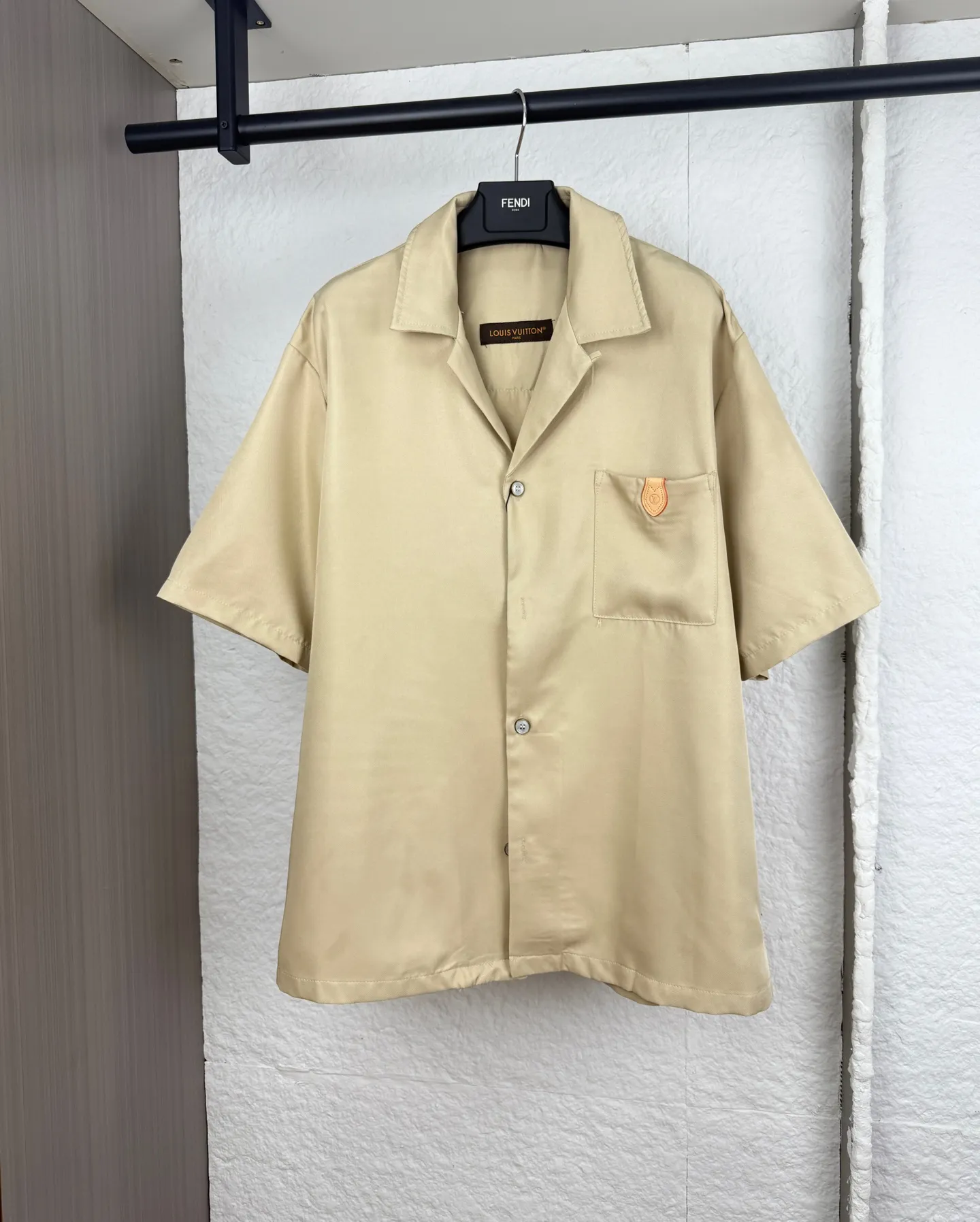 Logo-Appliqué Short-Sleeve Camp-Collar Shirt D23513837