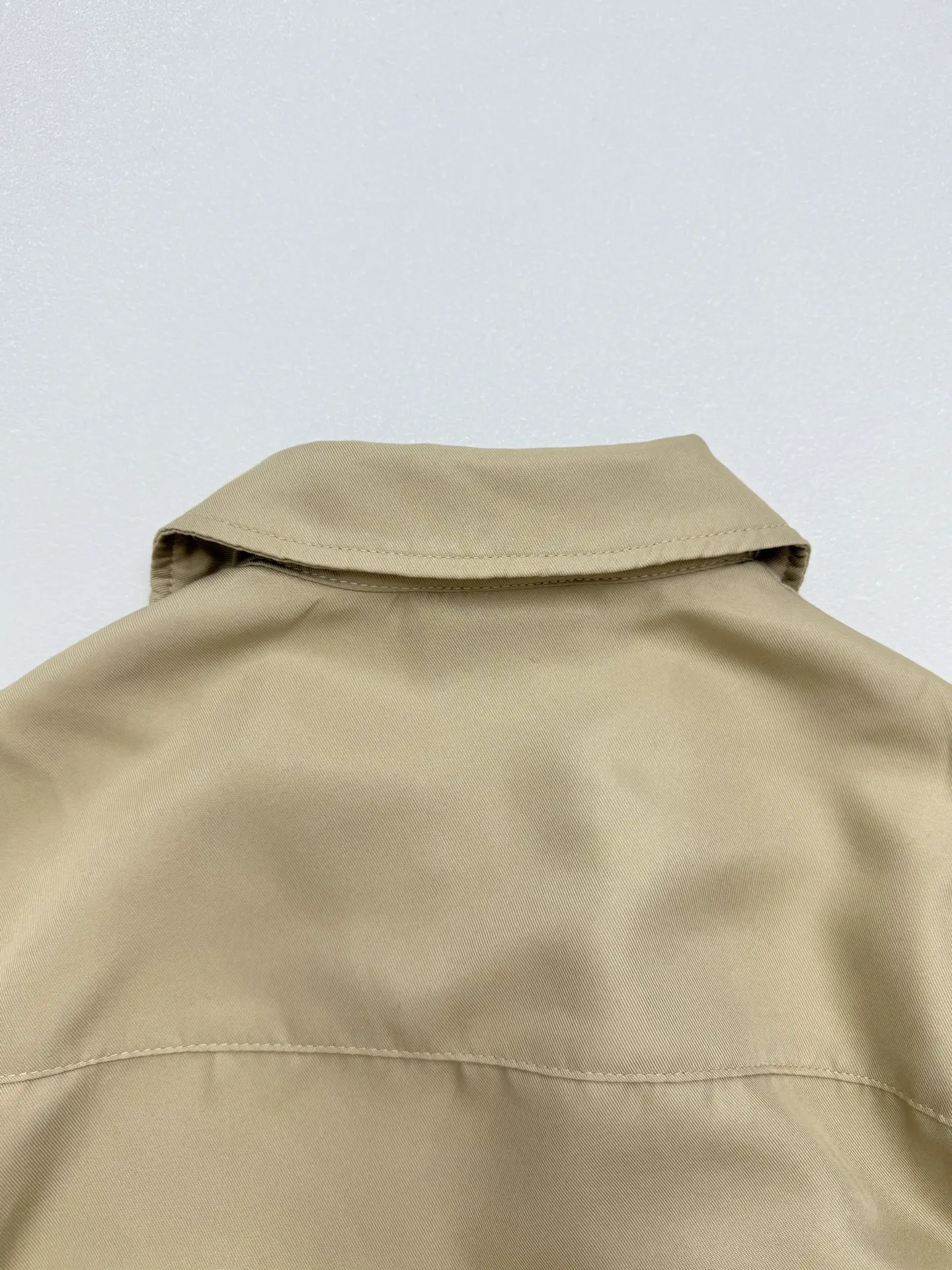 Logo-Appliqué Short-Sleeve Camp-Collar Shirt D23513837 — view 9