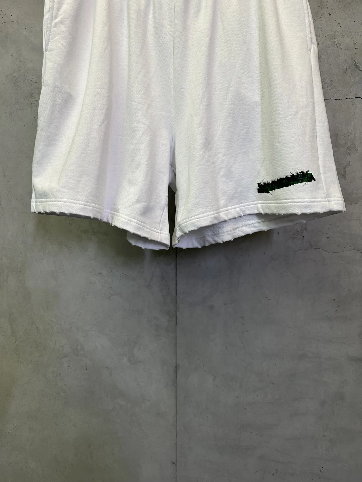 Gaffer Tape Logo Cotton Jersey Shorts D23512332 — view 4