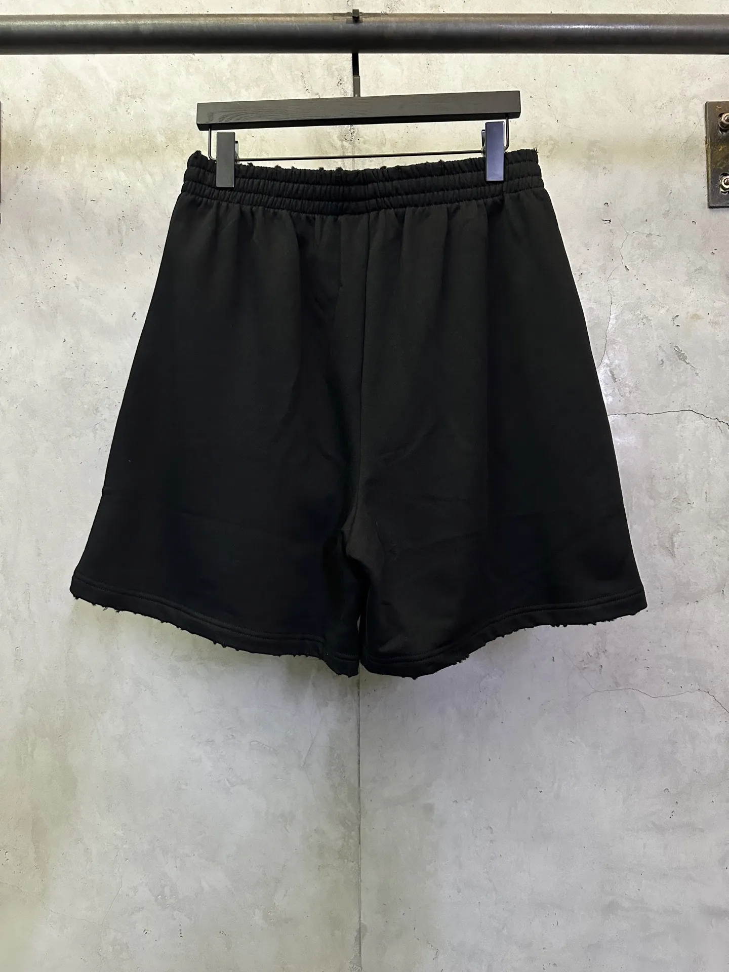 Logo Print Cotton-Jersey Sweat Shorts D23512383 — view 2