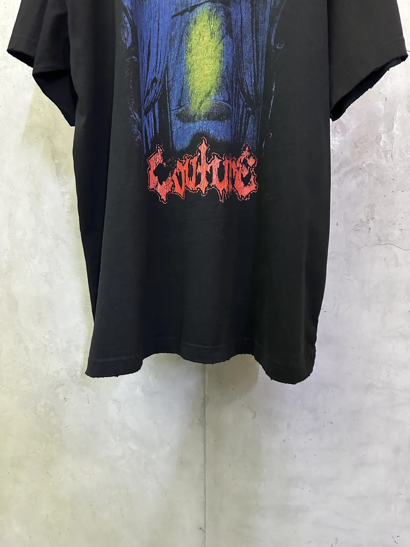 Couture Theater Graphic Oversized T-Shirt D23512391 — view 4