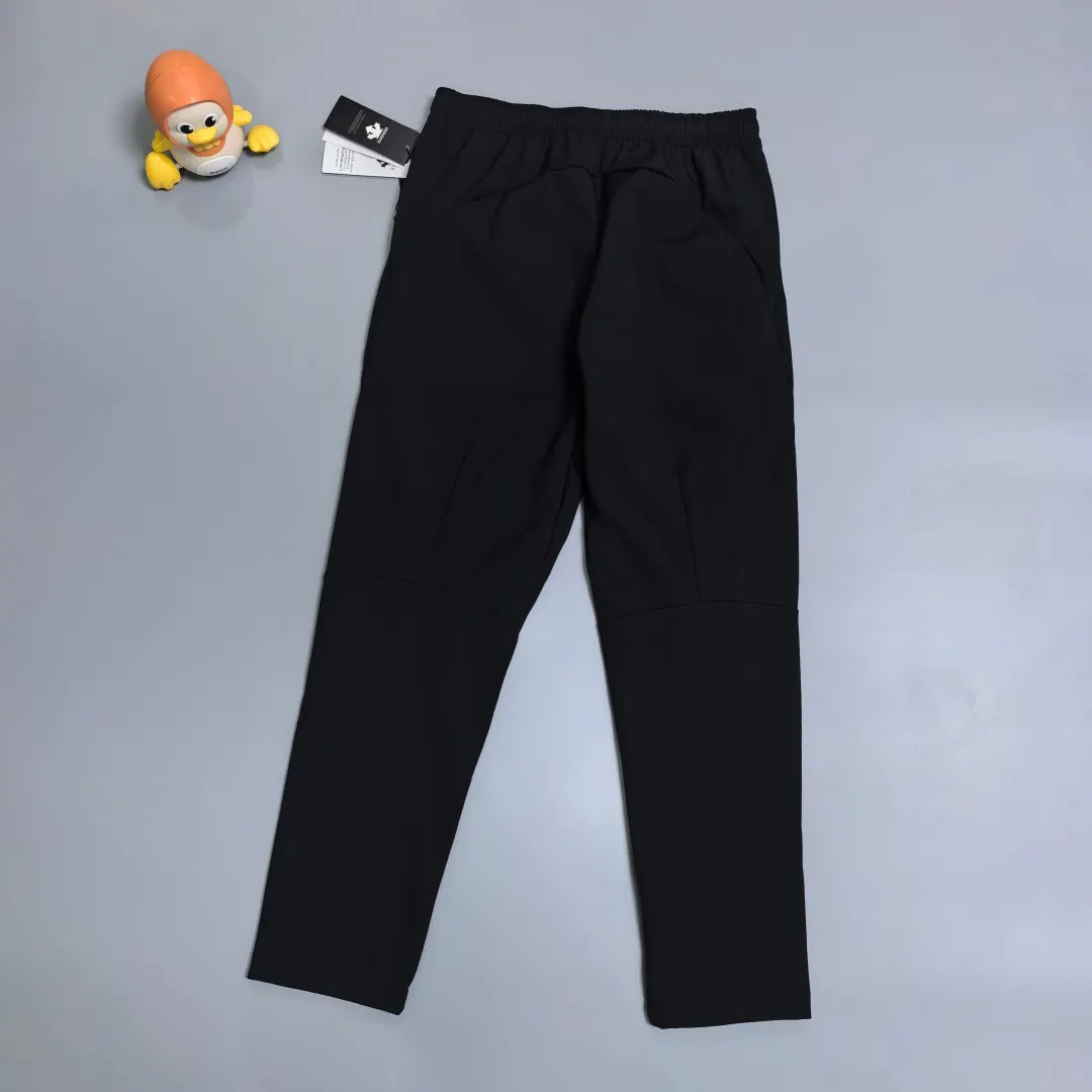 Descente Training Water-Repellent Fleece-Lined Trousers D23518974 — view 2
